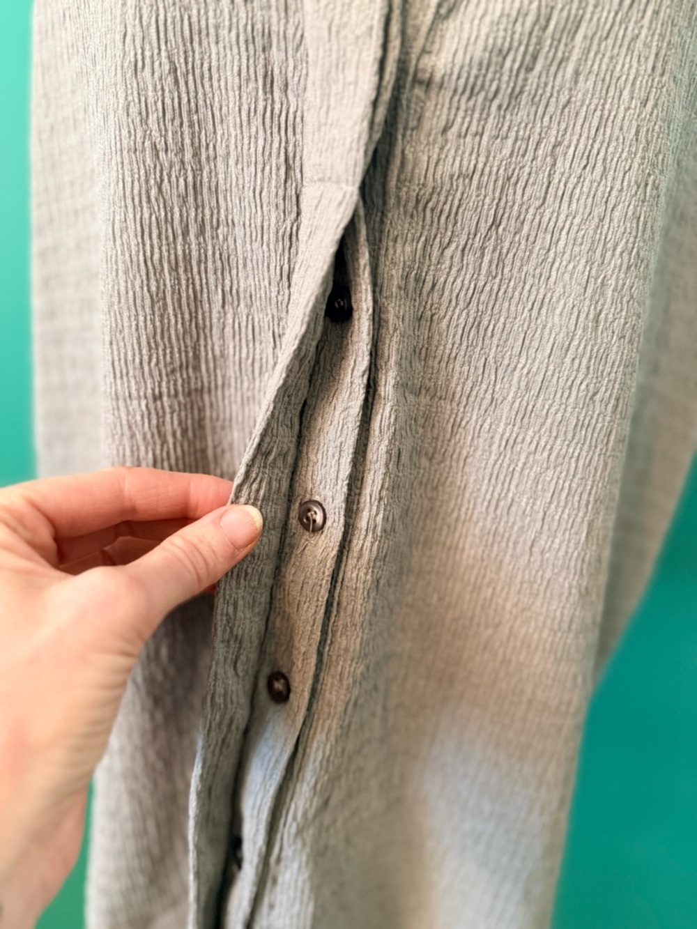 Buckle Grey Twist-Back Sleeveless Tank - Picture 6 of 11